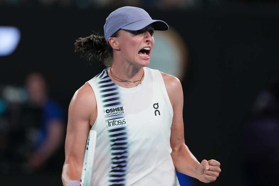 Iga Šwiateková se na úvod Australian Open nadřela.