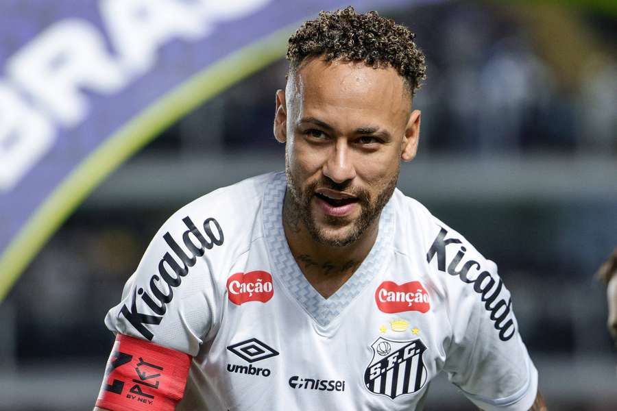 Saha says Neymar to Man Utd would have a been "a perfect move" in the summer window Saha says Neymar to Man Utd would have a been "a perfect move" in the summer window