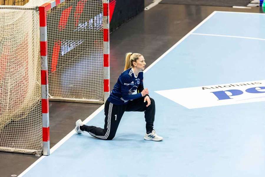 Portarul Elena Șerban