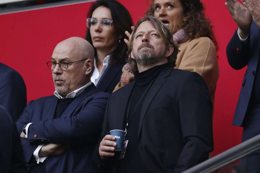 Sven Mislintat gaat op zoek naar een nieuwe hoofdtrainer bij Ajax