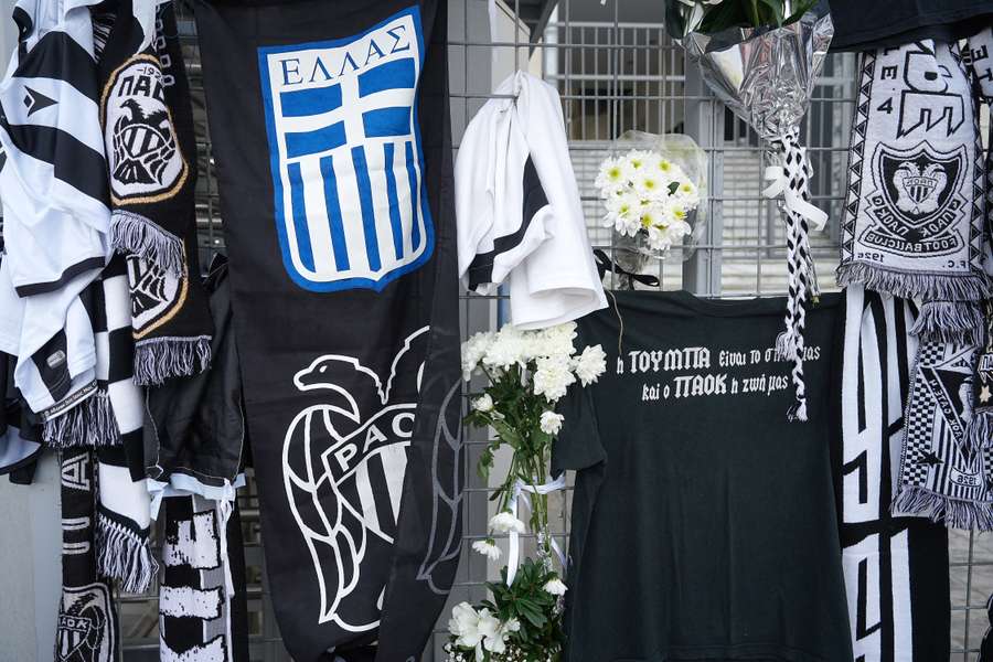 Moment de reculegere, înaintea partidelor din Superligă, în memoria suporterilor lui PAOK Salonic Moment de reculegere, înaintea partidelor din Superligă, în memoria suporterilor lui PAOK Salonic