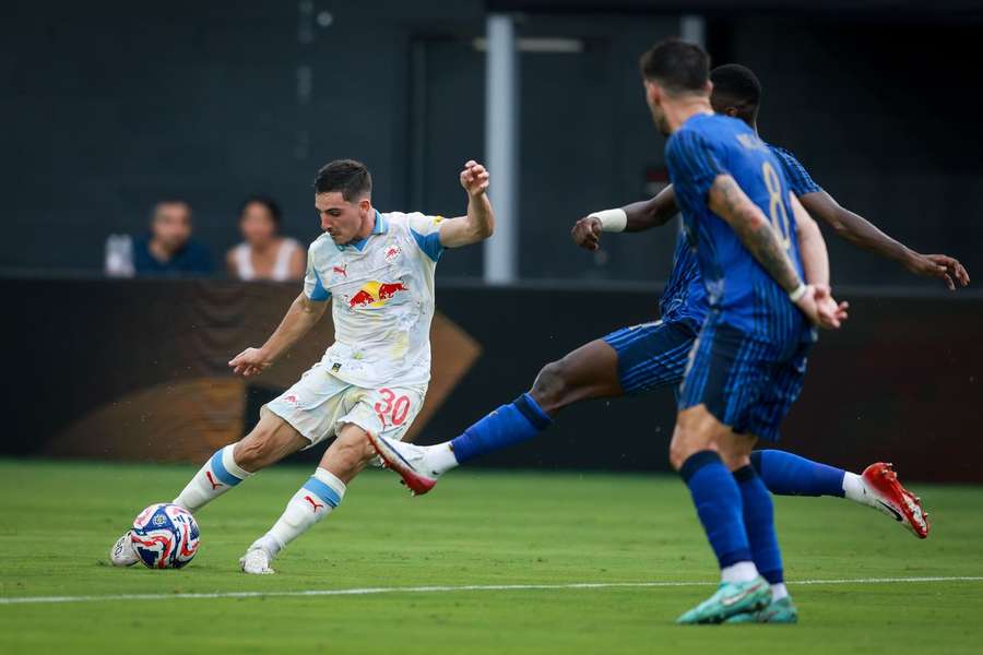 Oscar Gloukh von RB Salzburg hat das Visier für Real Madrid bereits geschärft.