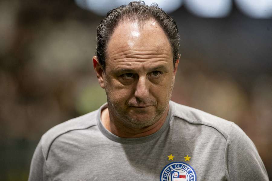 Rogério Ceni vive altos e baixos na relação com a torcida do Bahia Rogério Ceni vive altos e baixos na relação com a torcida do Bahia