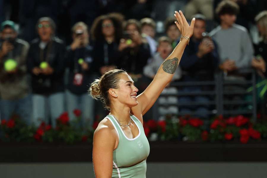 Sabalenka expéditive à Rome, Paolini dans la douleur