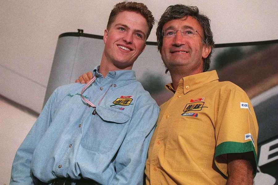 Ralf Schumacher (l.) und Eddie Jordan im Jahre 1996