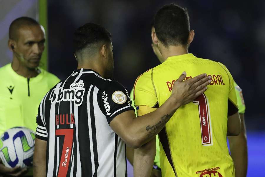 Hulk e Cabral, personagens do clássico mineiro