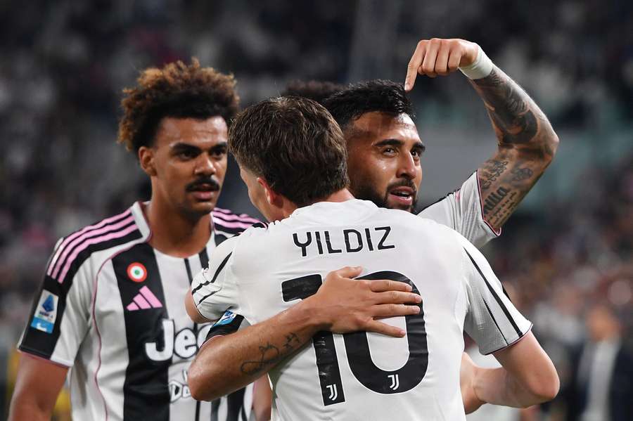 C'è un nuovo numero 10 alla Continassa