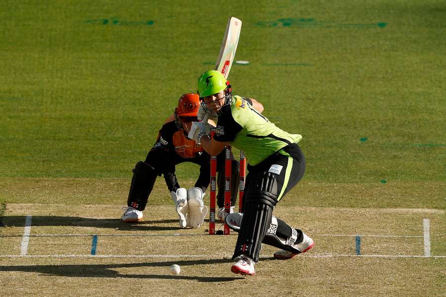 Georgia Voll bats during the WBBL match between Perth Scorchers and Sydney Thunder at the Melbourne Cricket Ground