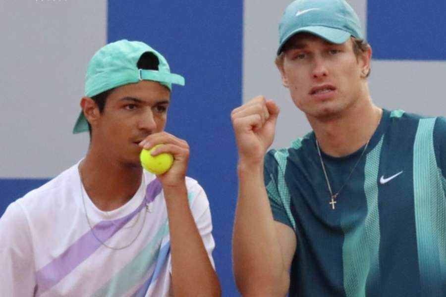 Tiago Pereira com o polaco Szymon Kielan