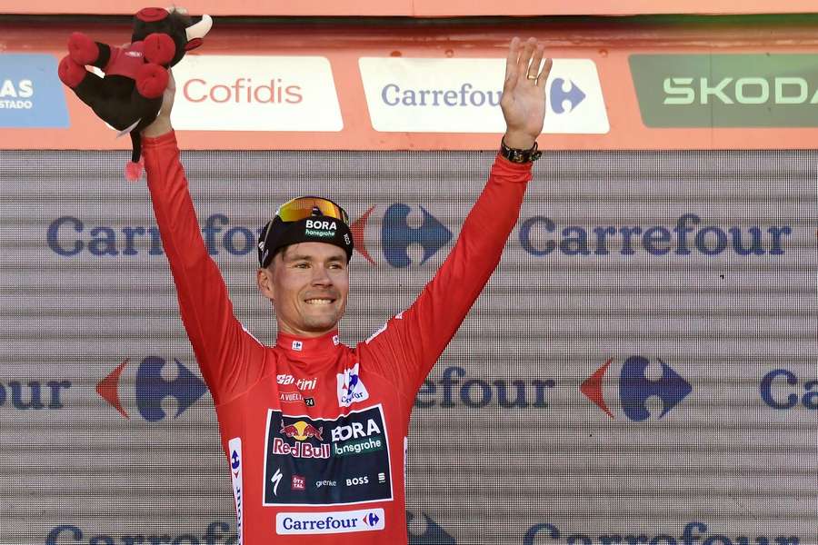 Primoz Roglic vence oitava etapa da Vuelta