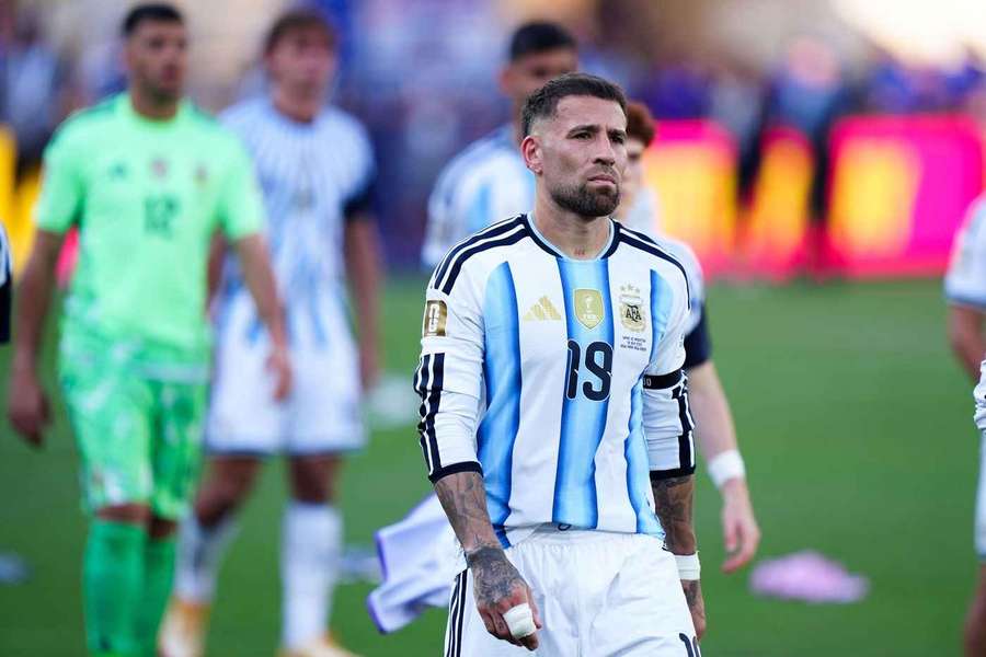 Otamendi ukončil reprezentačnú kariéru. Otamendi ukončil reprezentačnú kariéru.
