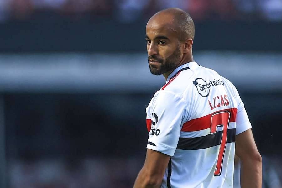 Lucas Moura voltou a jogar pelo São Paulo este domingo