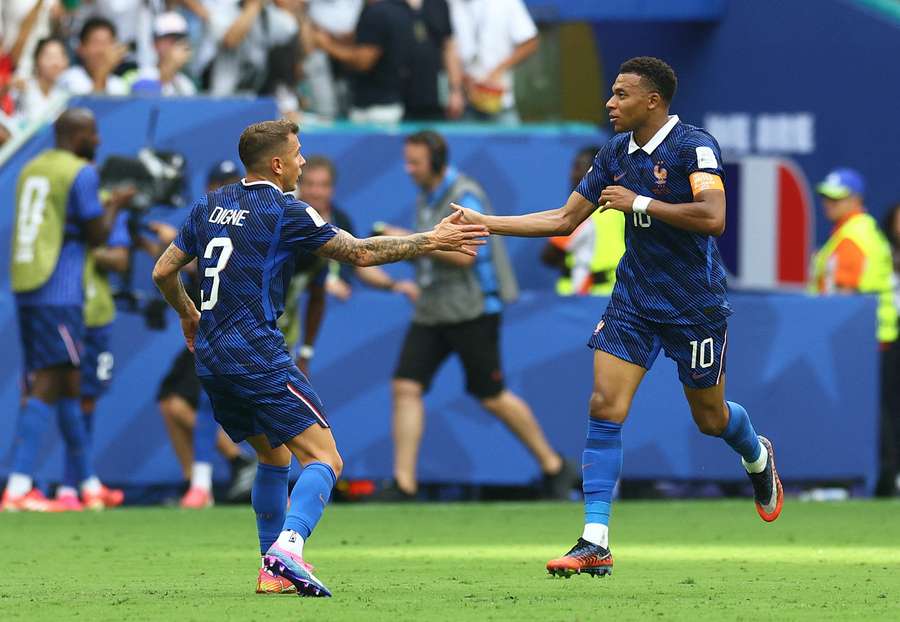 Mbappé zavelil k obratu. Mbappé zavelil k obratu.