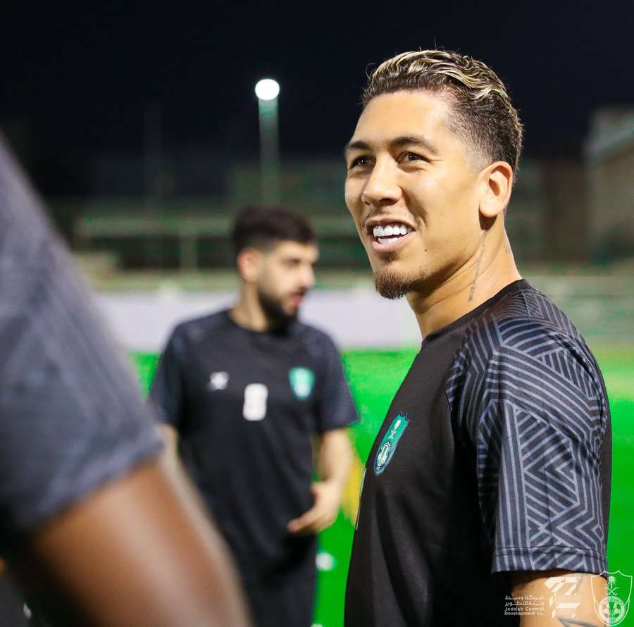 Firmino à l'entraînement d'Al Ahli