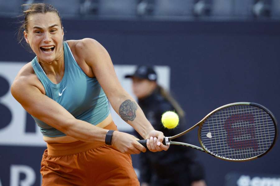 Aryna Sabalenka is 's werelds nummer 2 en struikelde over de voormalige nummer 4