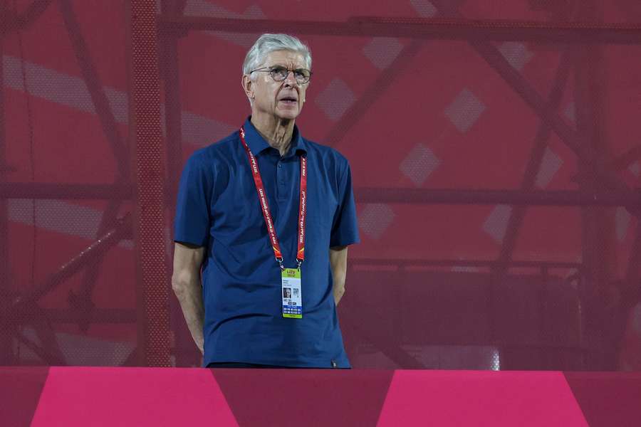 Wenger, exentrenador del Arsenal
