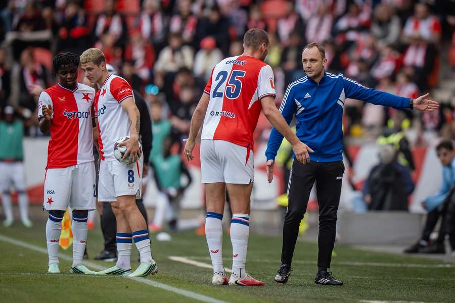 Slavia interně potvrdila Chorého provinění. Slavia interně potvrdila Chorého provinění.