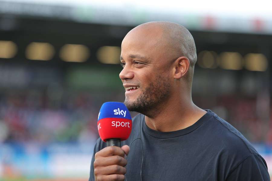 Vincent Kompany kon lachen na de zege bij Holstein Kiel