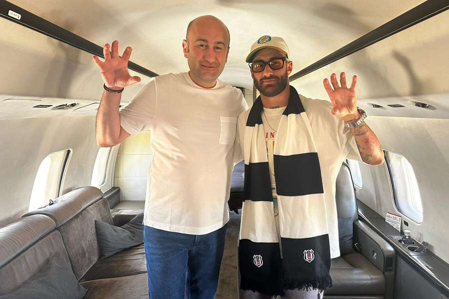 Rafa viaja para assinar com o Besiktas