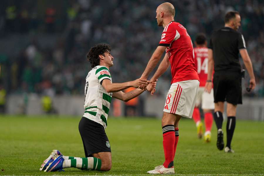 Aursnes levanta Francisco Trincão Aursnes levanta Francisco Trincão