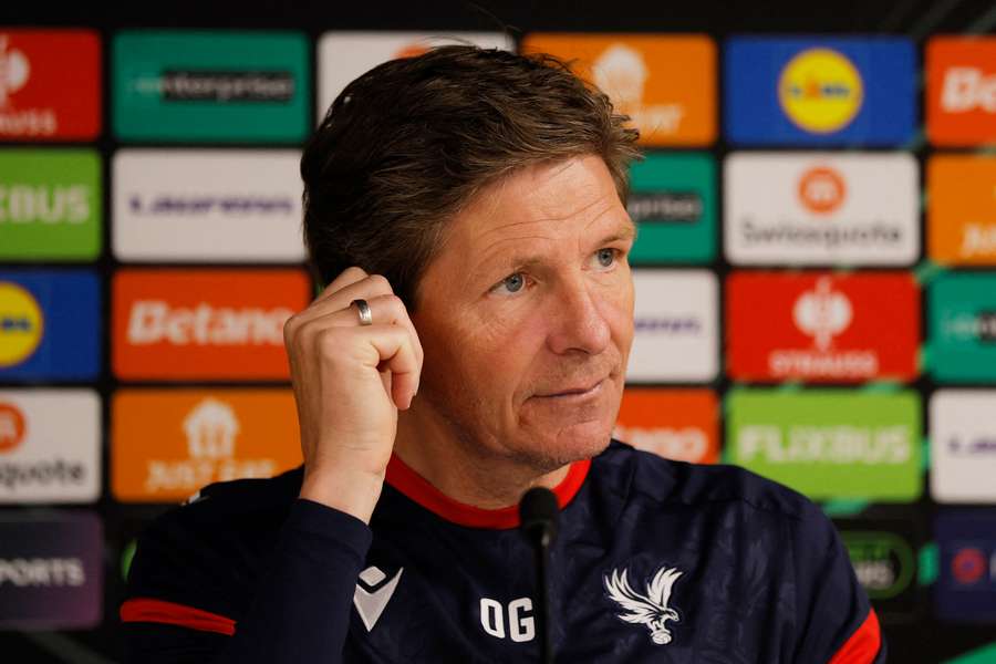 Glasner addresses the media before Palace's clash with Shakhtar