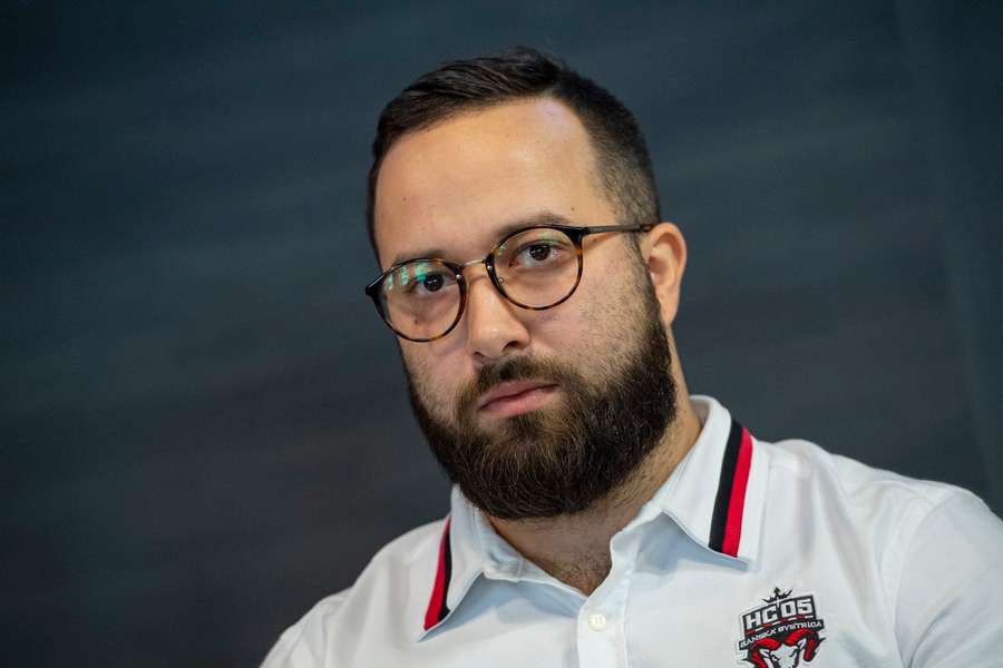 Július Koval sa vracia do Banskej Bystrice.