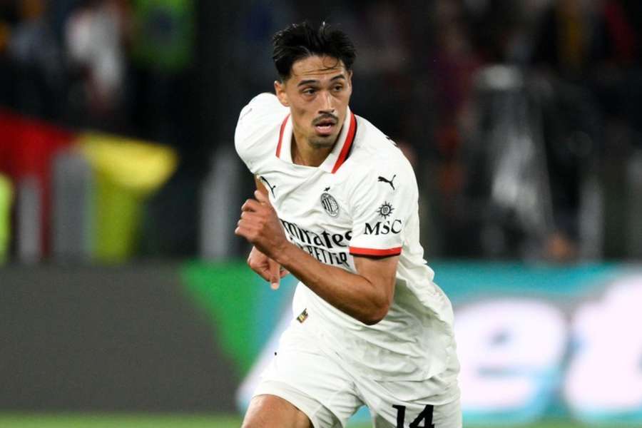 AC Milan's Tijjani Reijnders with the Serie A Best Player of the Season award