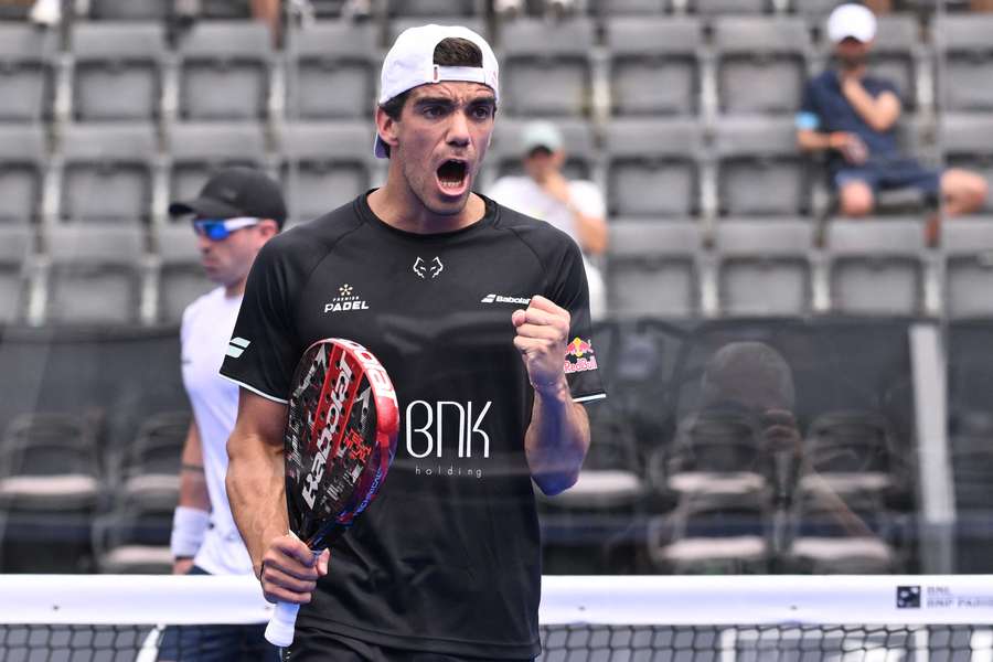 Lebrón jugará con Stupaczuk.