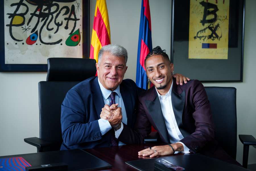 Raphinha, con Laporta Raphinha, con Laporta