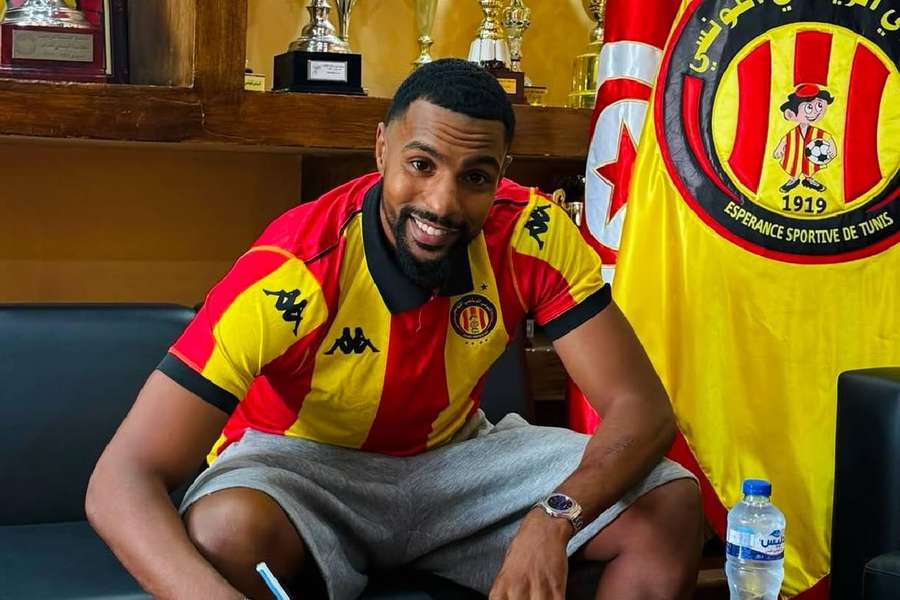 Adel Bettaieb a semnat cu Esperance Tunis Adel Bettaieb a semnat cu Esperance Tunis