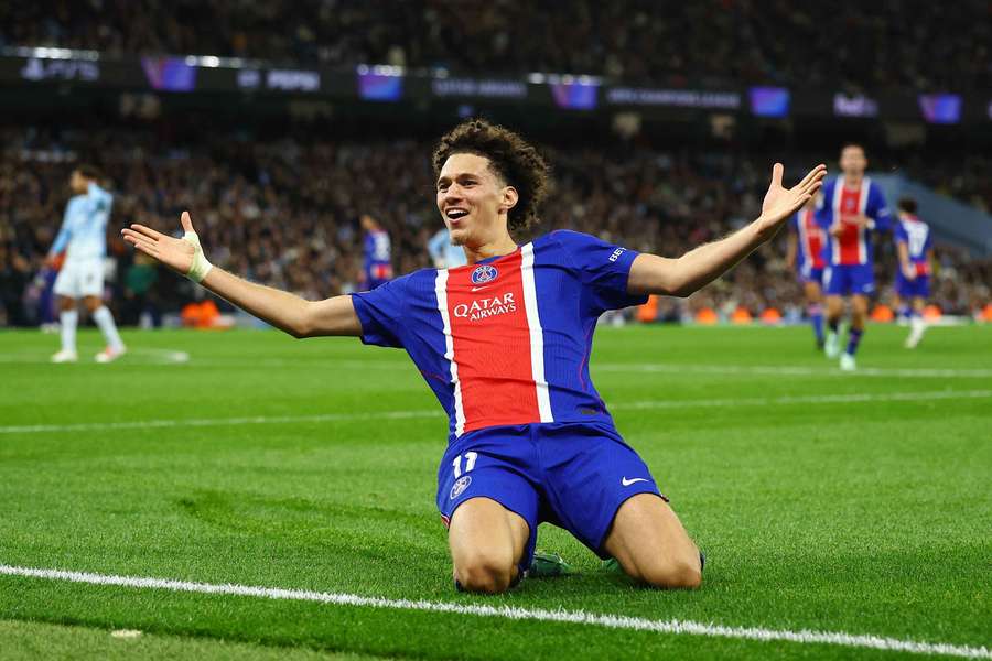 Maghnes Akliouche après son but contre Manchester City en Ligue des champions (J2). Maghnes Akliouche après son but contre Manchester City en Ligue des champions (J2).