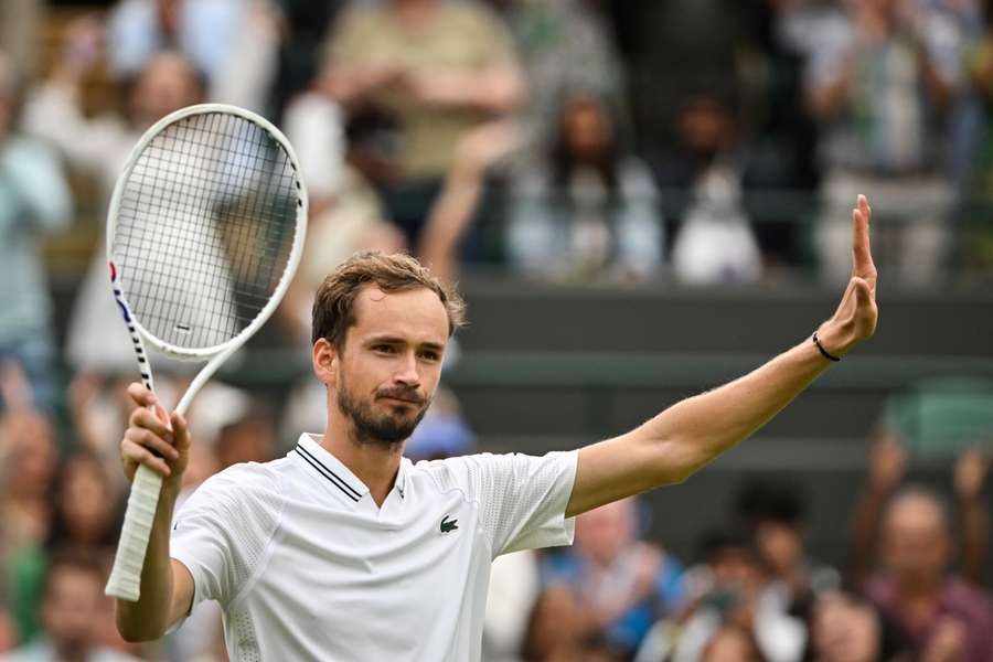 Miedwiediew lepszy od Eubanksa, odrobił stratę i jest w półfinale Wimbledonu