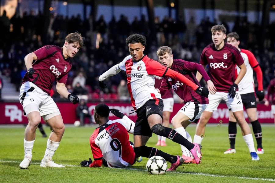 Mladí Sparťané na Feyenoord nestačili.