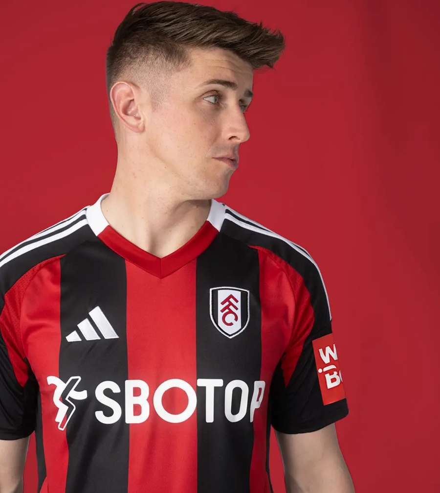 Fulham away kit