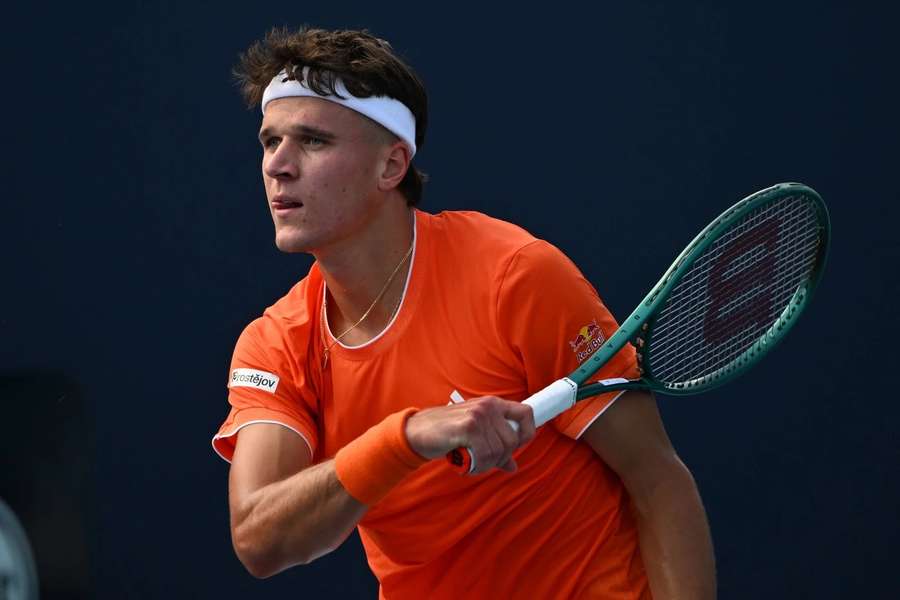 Jakub Menšík je přihlášený na challenger ve Valencii.