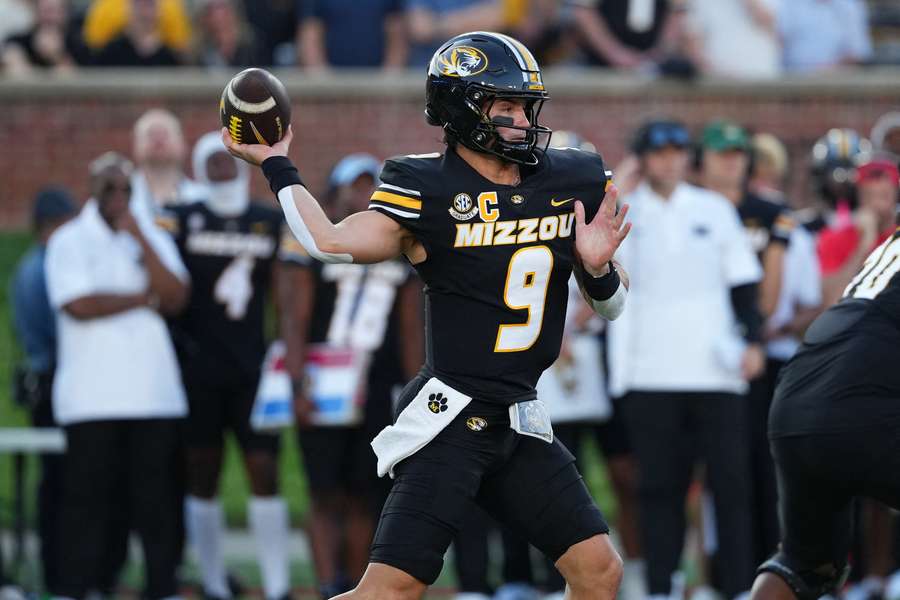 Missouri quarterback Beau Pribula throws a pass during 2025 season opener against Central Arkansas