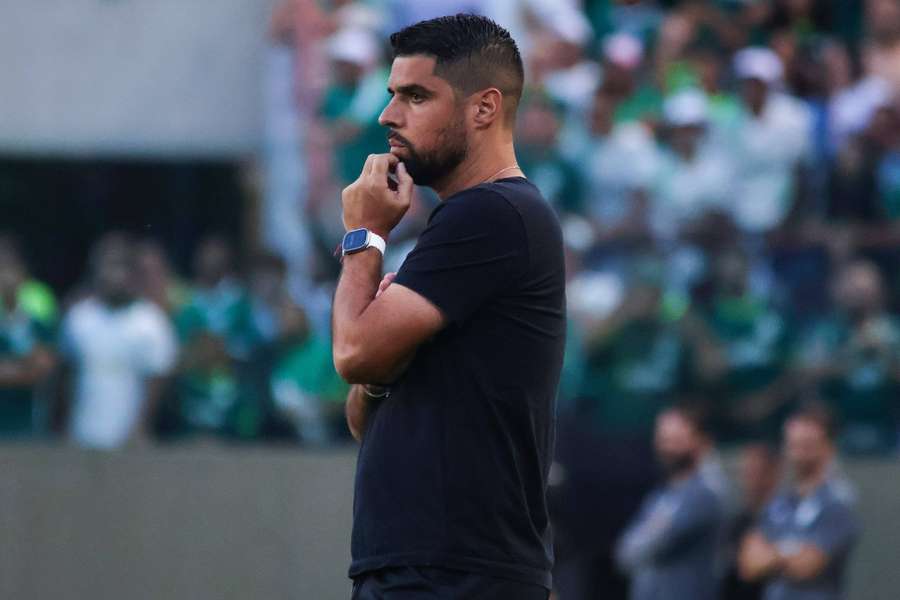 Palmeiras 2x2 Corinthians: António Oliveira diz que rival abdicou rápido do dérbi