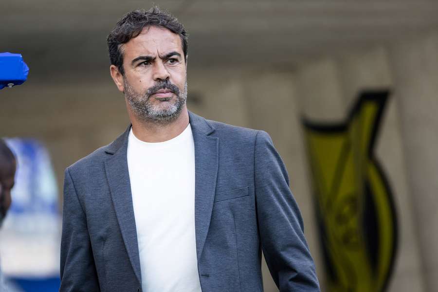 Artur Jorge não conseguiu vencer o pupilo Franclim Carvalho no Mineirão