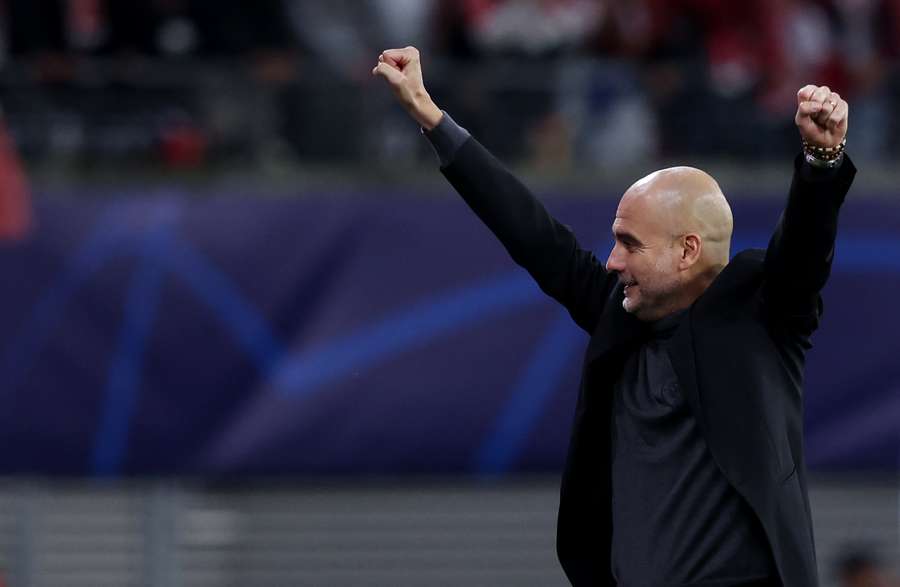 Guardiola celebra vitória sobre o Leipzig na Champions League