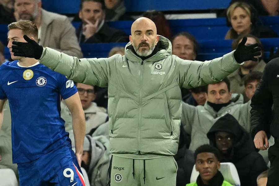 Enzo Maresca slams referee inconsistencies after Caicedo red card in Chelsea draw
