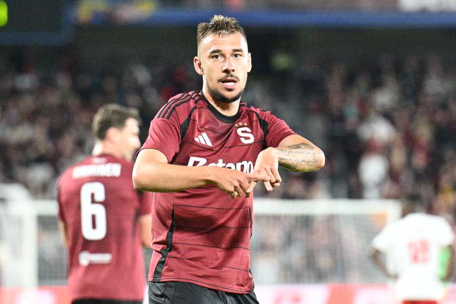 Matěj Ryneš slaví gól do branky Aktobe. Matěj Ryneš slaví gól do branky Aktobe.