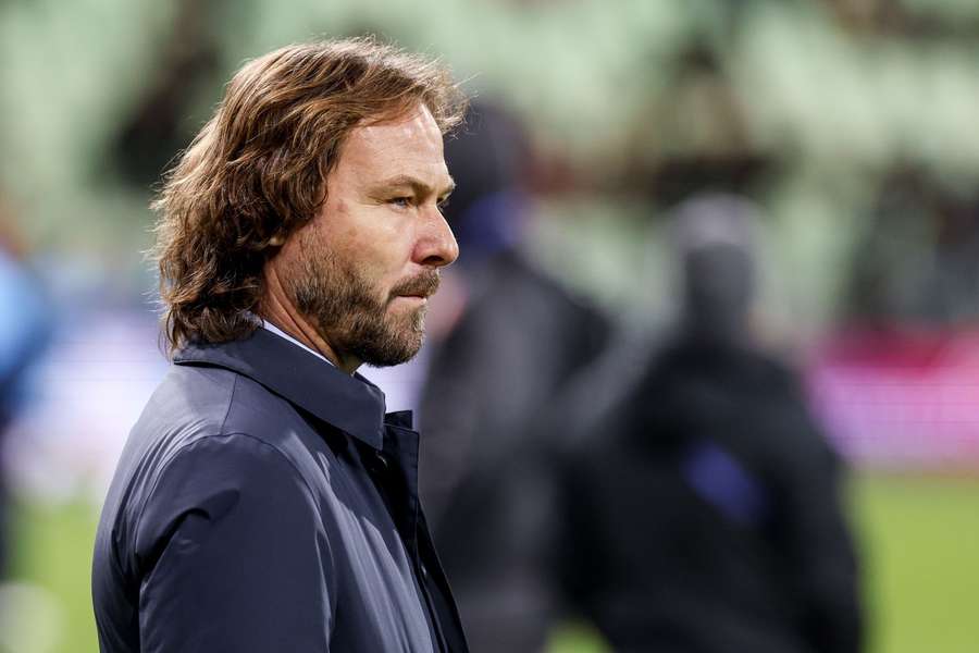 Manažer české reprezentace Pavel Nedvěd přiznal, že hledání kouče národního týmu je složité.