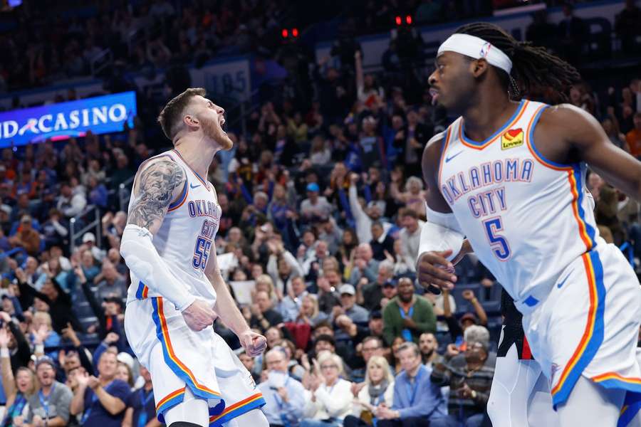 Isaiah Hartenstein (l.) ist mit einem Knalleffekt in Oklahoma City angekommen.