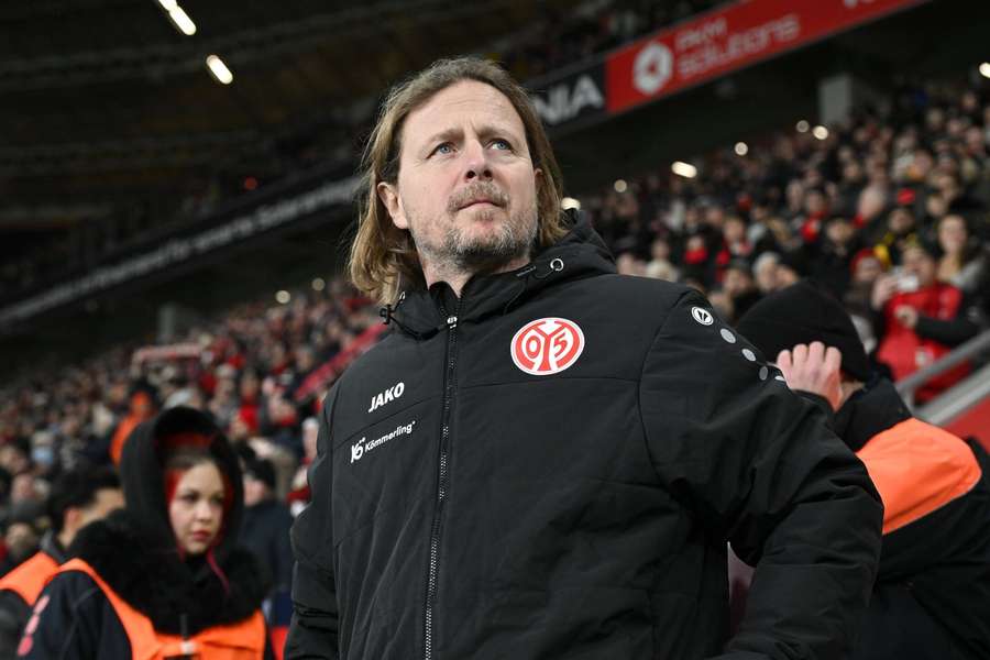 Mainz coach blames referee for poor decision-making after first red card in the Bundesliga