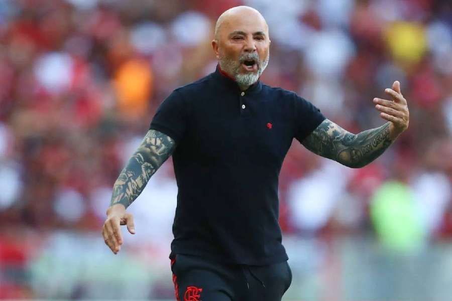 Sampaoli comandou normalmente os treinos do Flamengo nos últimos dois dias 