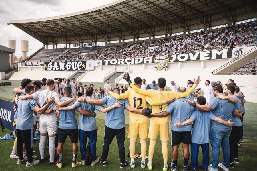 Santos eliminou o São José na última fase