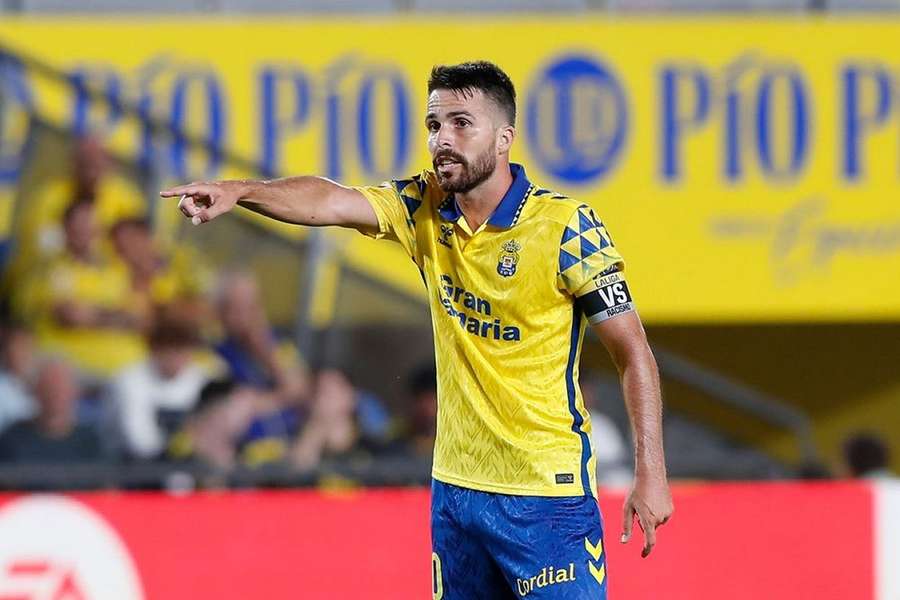 Las Palmas captain Kirian announces he's stepping away for six months