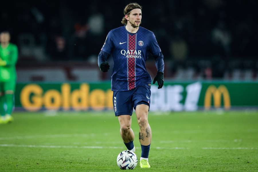 Illya Zabarnyi est forfait ce samedi. Illya Zabarnyi est forfait ce samedi.