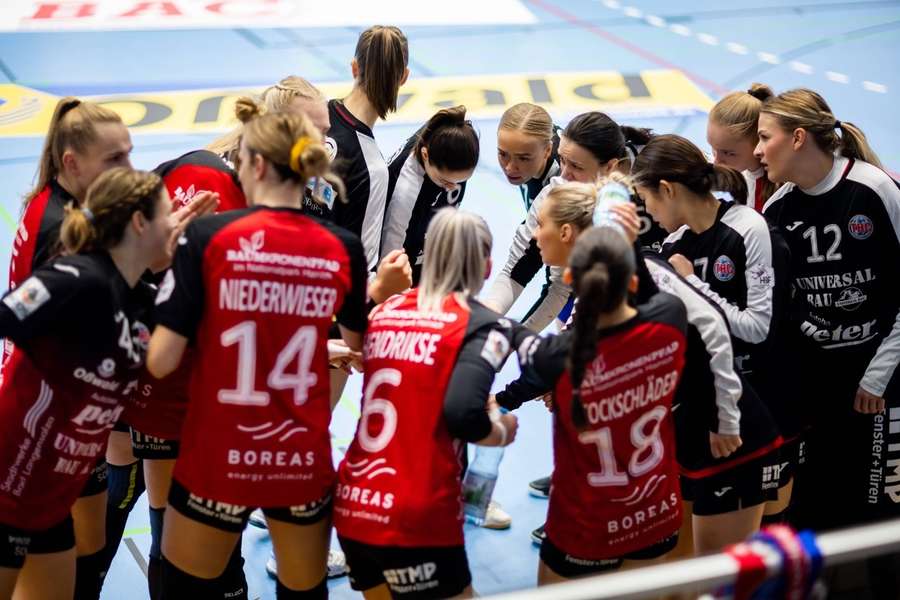 Als Tabellenführer der Frauen-HBL laufen auch die Spiele des Thüringer HC ab 2023 bei sportdeutschland.TV und Dyn.