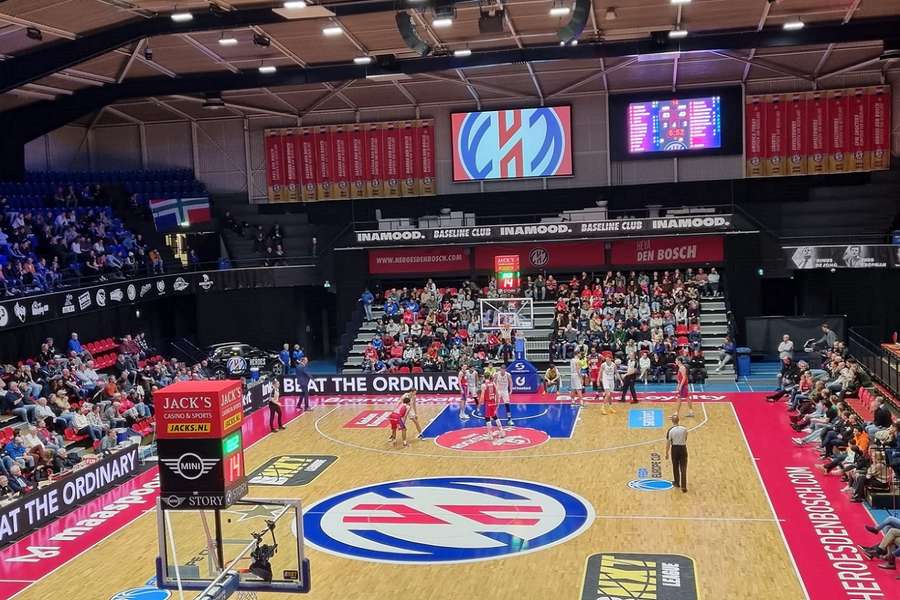 Heroes Den Bosch en Donar Groningen maakten er in De Maaspoort een spannend duel van